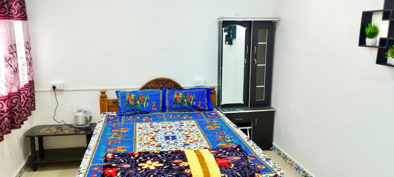 Kavieya Residency Hotel Purnankuppam Luaran gambar