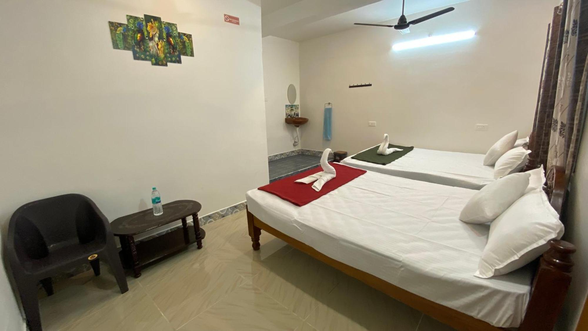 Kavieya Residency Hotel Purnankuppam Luaran gambar