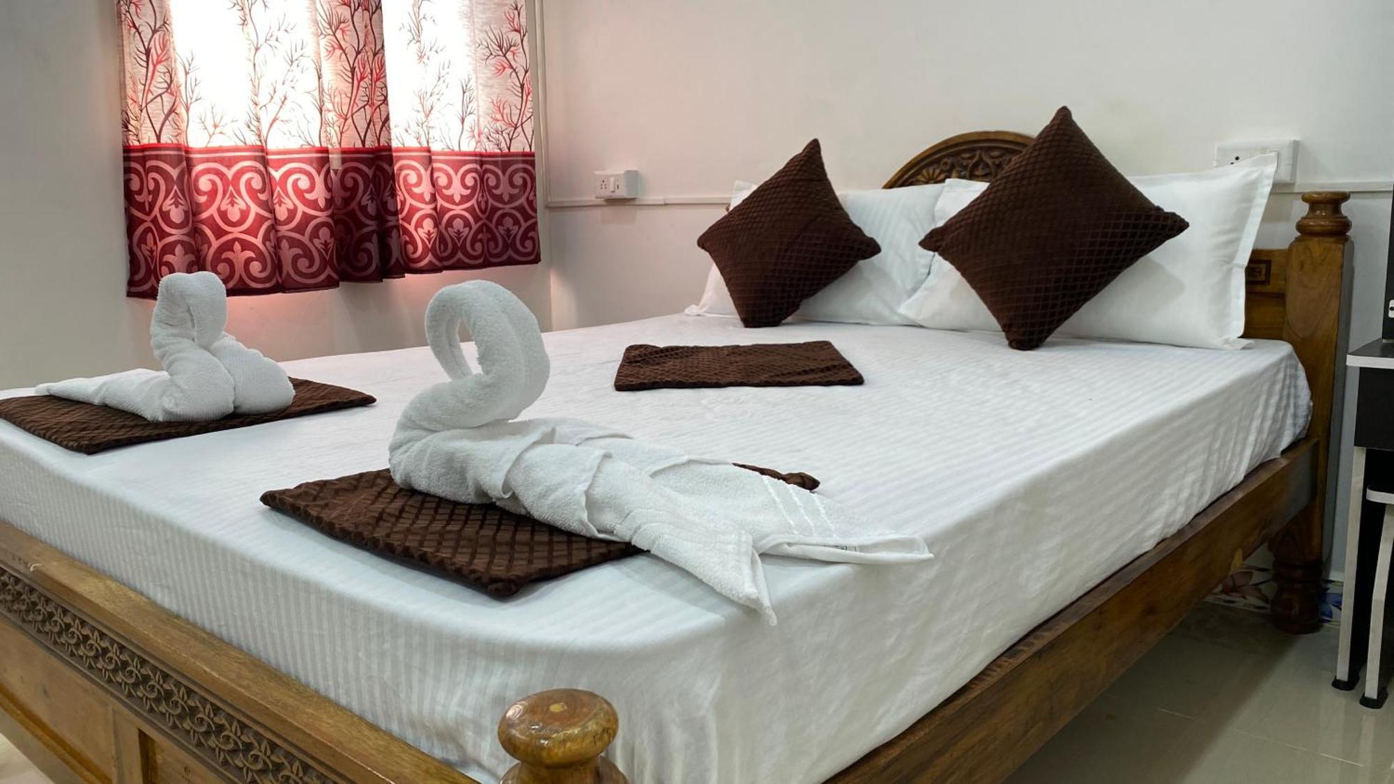 Kavieya Residency Hotel Purnankuppam Luaran gambar